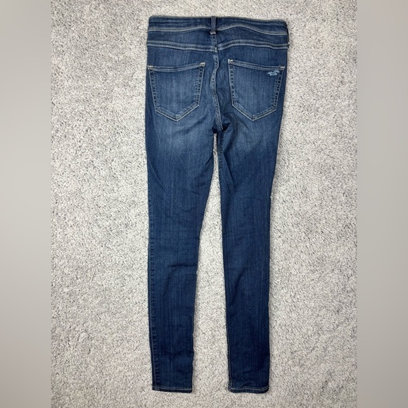 Hollister Jeans Womens 3 Jegging High Rise Dark Wash Distressed Holes Denim - Picture 4 of 4